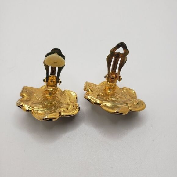 Vintage pearl flower shape clip on Earrings - Picture 5 of 6